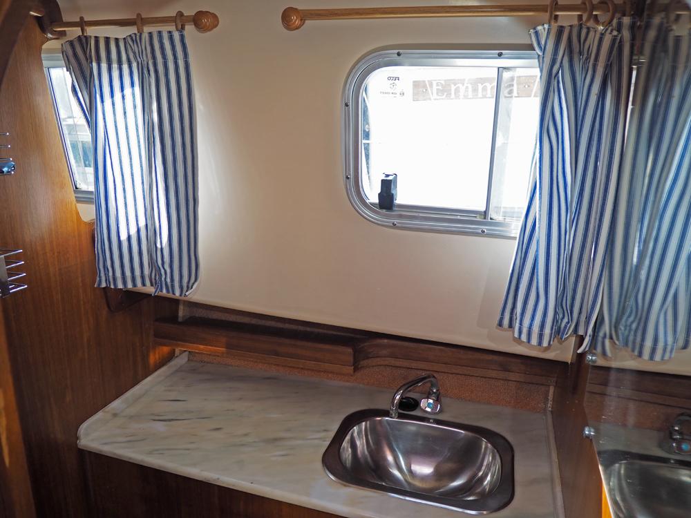 Salon, H&eacute;bergements